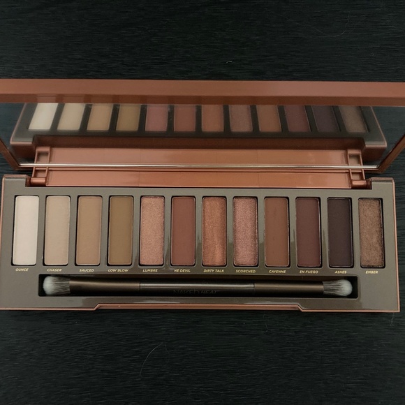 Urban Decay - Naked Heat Palette - Brand New - Picture 4 of 4